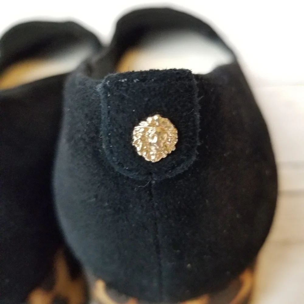 Anne Klein Kimbra Suede Leopard Print Block Heel Pump Heel